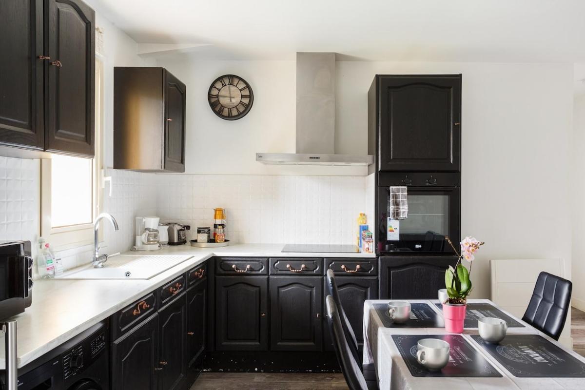 L'Escapade Parisienne Apartment อุลเน-ซู-บัว ภายนอก รูปภาพ
